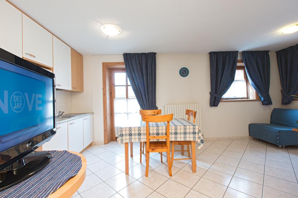 Bait Vegl Apartment Livigno Room photo